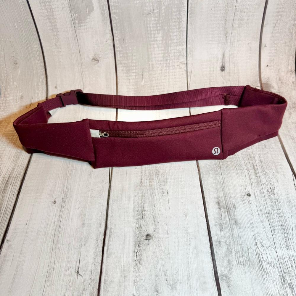 Lululemon Fast and Free Running Belt Unisex L/XL NWOT
